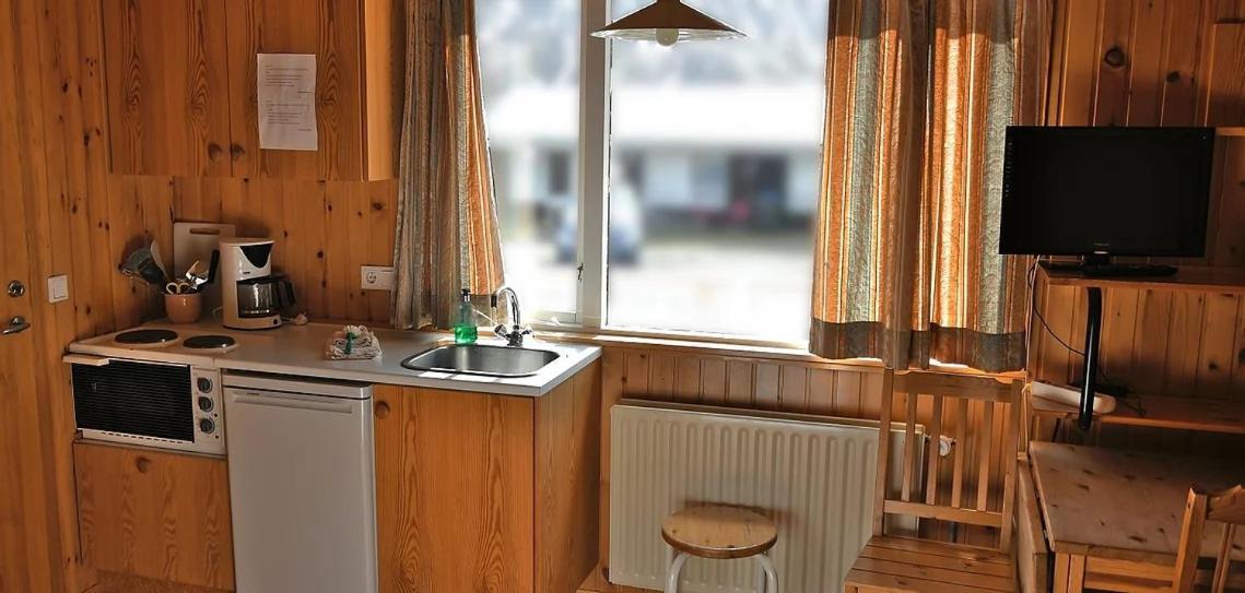 Kaffi Holar Cottages And Apartments Saudarkrokur Екстериор снимка